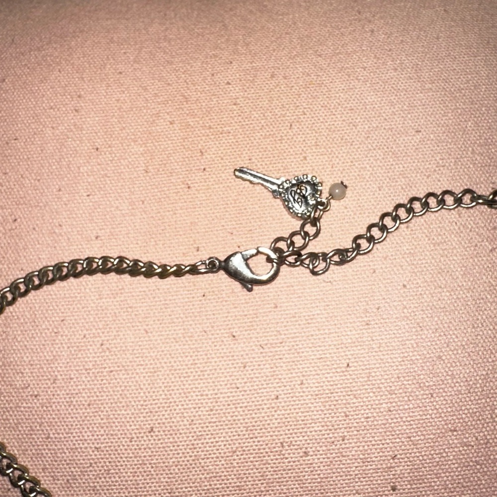 Betsey Johnson Lady Lock Skull Blue Beaded Vintage Necklace Large - Picture 11 of 13